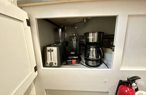 Seaboard Industrial House | Exciting 2 Bedroom Disney Camper for Your Adventure!