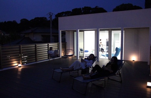 Hakata-ku Villa | New Airport Terrace House large roof balcony, pets allowed, 1 building, 2 floors, large private villa, parking, sauna.