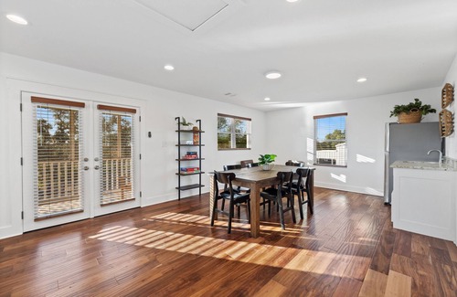 Dripping Springs House | Perfect Retreat: Gatherings & Fun on 10 Acres Await!
