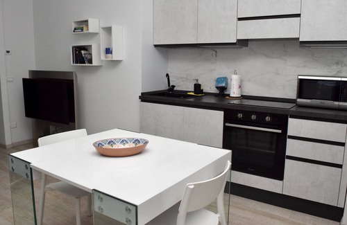 Tre Torri Apartment | Experience City Life at Apt Wagner - Guest Rated 10/10