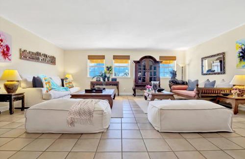 South Beach Apartment | Oceanfront 3BR Penthouse on Ocean Drive - Guest Rated 10/10!