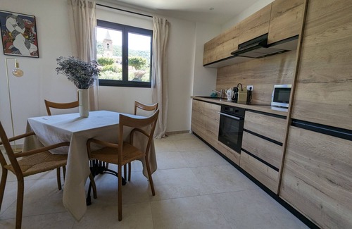Rapale Apartment | Modern Air-Conditioned Apartment in Scenic Rapale Village
