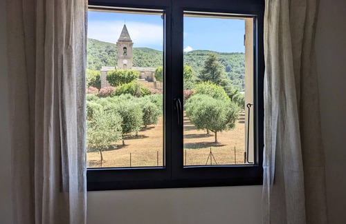 Rapale Apartment | Modern Air-Conditioned Apartment in Scenic Rapale Village