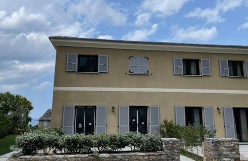 Rapale Apartment | Modern Air-Conditioned Apartment in Scenic Rapale Village