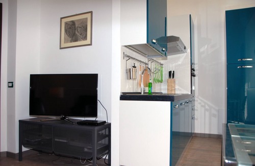 Prati Apartment | Modern Apartment Steps from the Vatican with Spa Access
