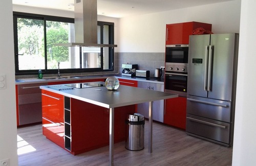 Orliaguet Villa | Modern Villa Near Sarlat with Indoor Pool & Spa Amenities