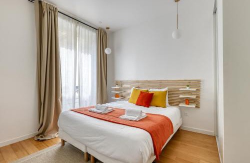Bel-Air Nord Apartment | Inviting Studio Retreat in Central Paris for Families