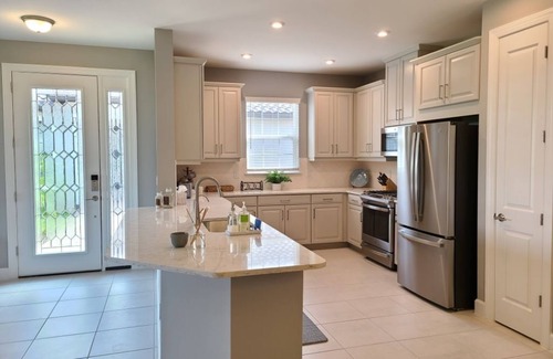 Naples Villa | Relaxing Sunny Villa Near Naples Beaches with Pool & Spa