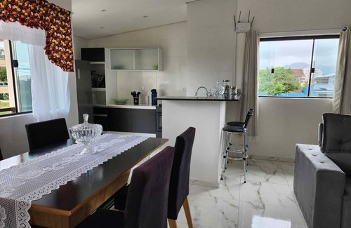 Pereque-Acu Apartment | New and Stylish. Perequê-Açu Beach 200 meters away.