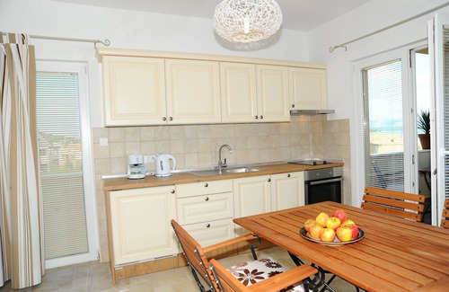 Murter Apartment | Stylishly Furnished Apartment with Oceanfront Views
