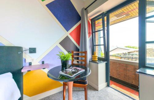 Centrum Apartment | New Apart-hotel Near 013 Poppodium With Fast Wifi