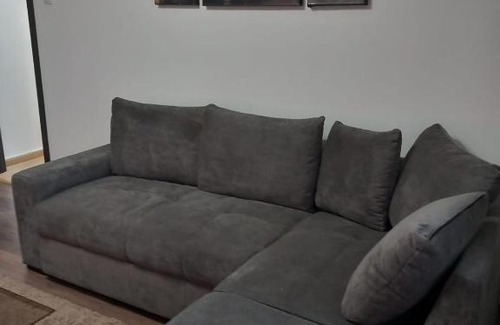 Fagaras Apartment | Guest Rated: New Apart - Family-Friendly Stay Awaits