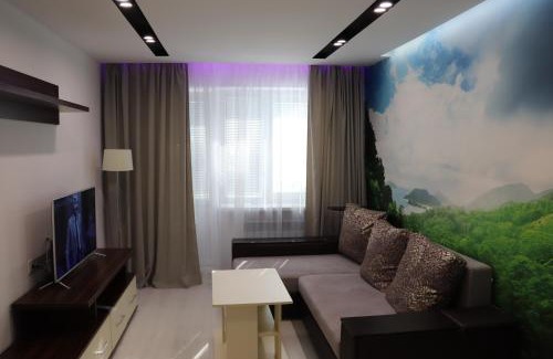 Dzerzhyns'kyi District Apartment | Modern Apartment Near Botanic Garden - Rated 9.2/10!