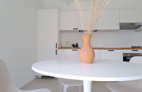 Como Apartment | New apartment 5 minutes from Como Center (BRIENNO)