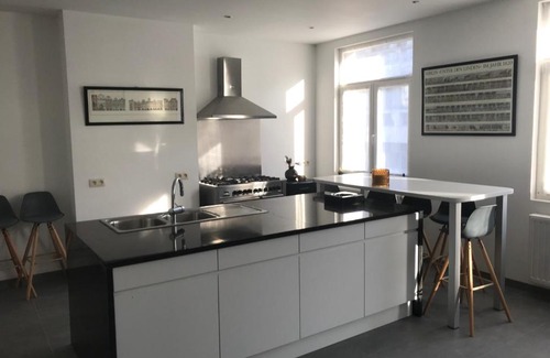 Sint-Gillis Apartment | Modern Apartment in Brussels for Family-Friendly Stays