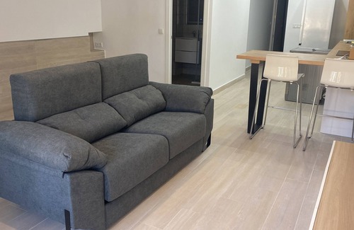 Elche Apartment | Modern 2-Room Apartment with Spa in City Center