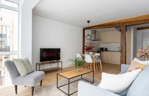 Santander City Centre Apartment | Central Apartment with Child-Friendly Amenities and Great Reviews