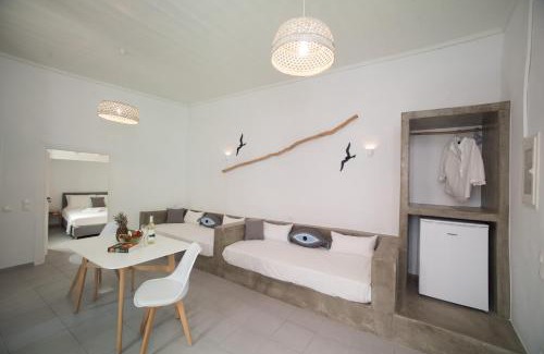 Little Venice Apartment | Modern Apartment in the Heart of Mykonos Town with Breakfast