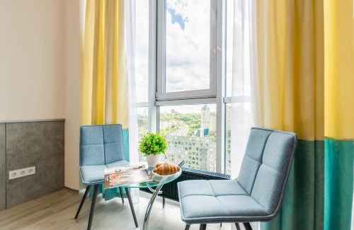 Solomjanskyj Apartment | Convenient 4-Star Apartment Near Railway Station 1A