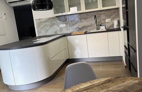Kastel Stafilic Apartment | Discover the Ocean View Vrbo Property with Family-Friendly Amenities