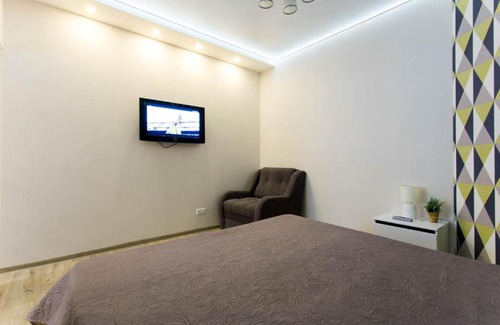 Petrovskoye Apartment | Discover Central City Apartments on Kuznechna Street