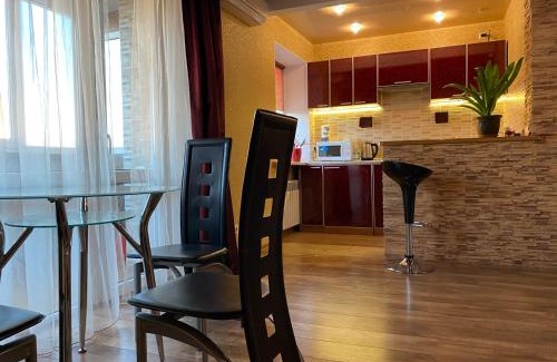 Dzerzhyns'kyi District Apartment | Elegant Apartments with Panoramic Views on Avenue Nauky