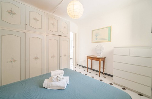 Voltri Apartment | Cozy Apartment 7 Min Walk from Voltri Beach, Family-Friendly