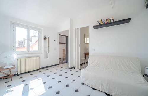 Voltri Apartment | Cozy Apartment 7 Min Walk from Voltri Beach, Family-Friendly
