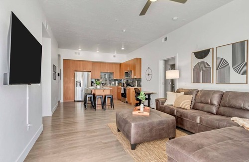 Clearfield Apartment | New Apt - Gigabit Internet - Year-round Pool