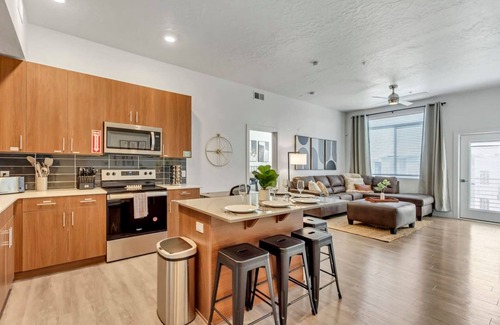 Clearfield Apartment | New Apt - Gigabit Internet - Year-round Pool