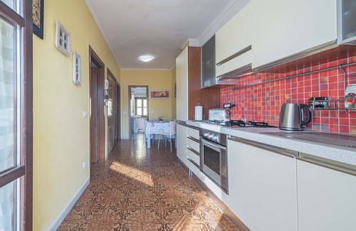 Borghetto di Vara Apartment | Scenic Apuan Alps Apartment with Breakfast for Families
