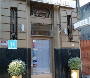 Centro Hotel | Welcoming New Arapey Hotel: Family-Friendly & Accessible Stay