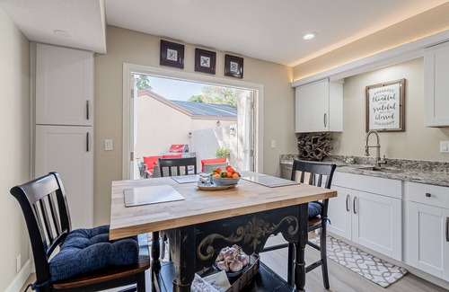 Paradise Valley Village House | Discover a Secluded Arizona Patio Home Getaway