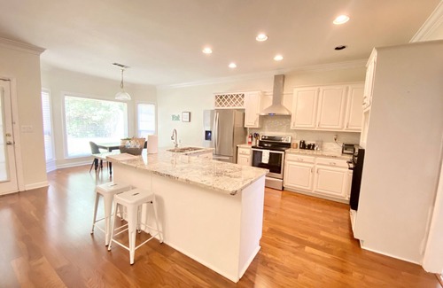 Lawrenceville House | Bright & Clean ATL Home with Pool - Rated 10/10 by Guests