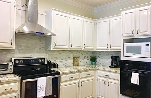Lawrenceville House | Bright & Clean ATL Home with Pool - Rated 10/10 by Guests