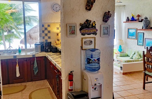 Akumal Condo | Beachfront Condo with Pool & 9.8/10 Guest Ratings!