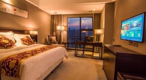 Hongshan Hotel | Discover New Beacon Chuyu Hotel with Family-Friendly Amenities