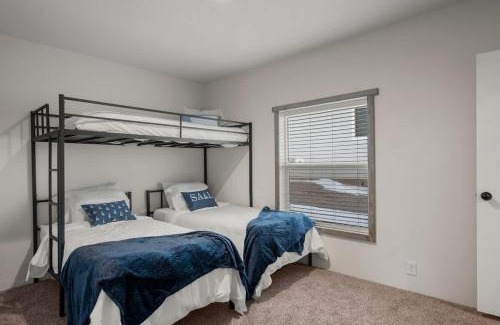 Sweetwater House | New Bear Lake Home with Beautiful Fall Views