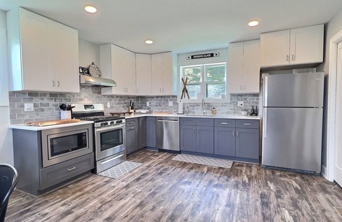 Ellicottville Ski Chalet | Modern Ski Chalet for 8 with Family-Friendly Amenities