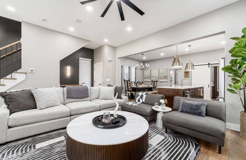 Italian Village House | New Build Retreat with Rooftop Hot Tub & City Views