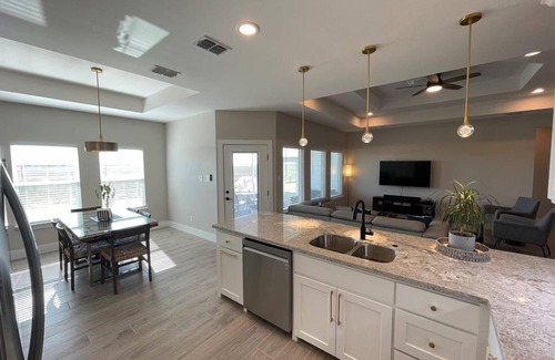 Port Isabel House | Tranquil Retreat at 37 Val on Scenic Wildlife Preserve