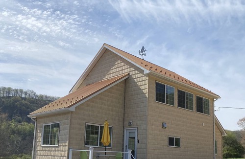 Elliottsburg House | Serene OWL HOUSE Retreat: Nature Trails & Stargazing Await