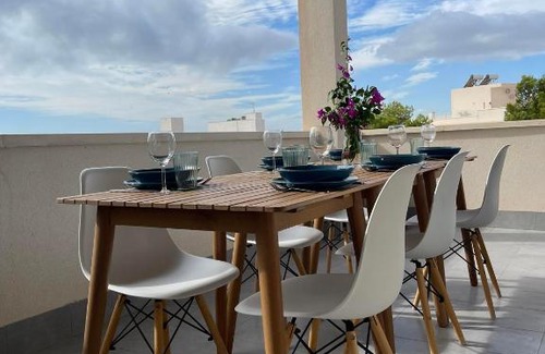 Los Puertos Villa | Modern Villa Retreat in Isla Plana with Pool and Sea Views