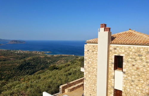 Monemvasia Villa | Elegant Villa with Spa, Ocean Views & Guest Rated 9.8