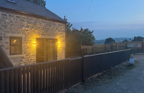 Keighley House | New built semi detached house on canal