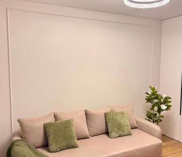 Solomjanskyj Apartment | New Business-Class Apartment in Kyiv City Center