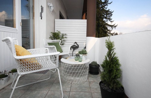 Bled Condo | Discover Lakeside Bliss with Spa and Breakfast Access