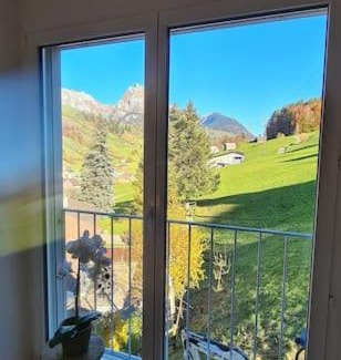 Alt Sankt Johann House | New Chalet with Breathtaking Views & Hot Tub Amenities