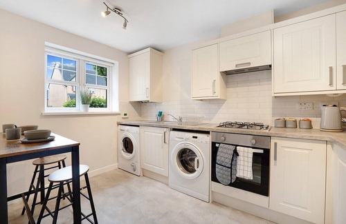 Thornaby On Tees House | New! Charming 2-bed Home in Nevis Walk, Sleeps 6!