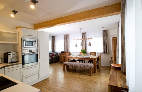 Lechbruck House | Relaxing Holiday Home Near Golf Course and Beautiful Lake